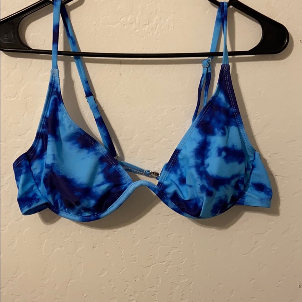 SHEIN under wire bathing suit top